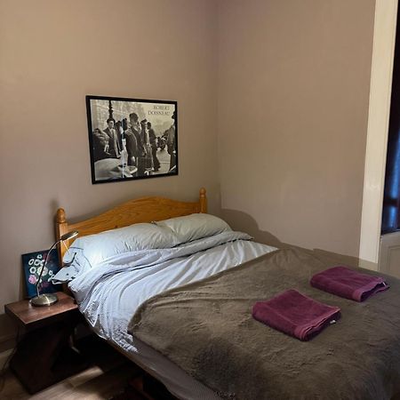 Central Room In Historic Tenement Shared Apartment Near Old Town EDI Exterior foto